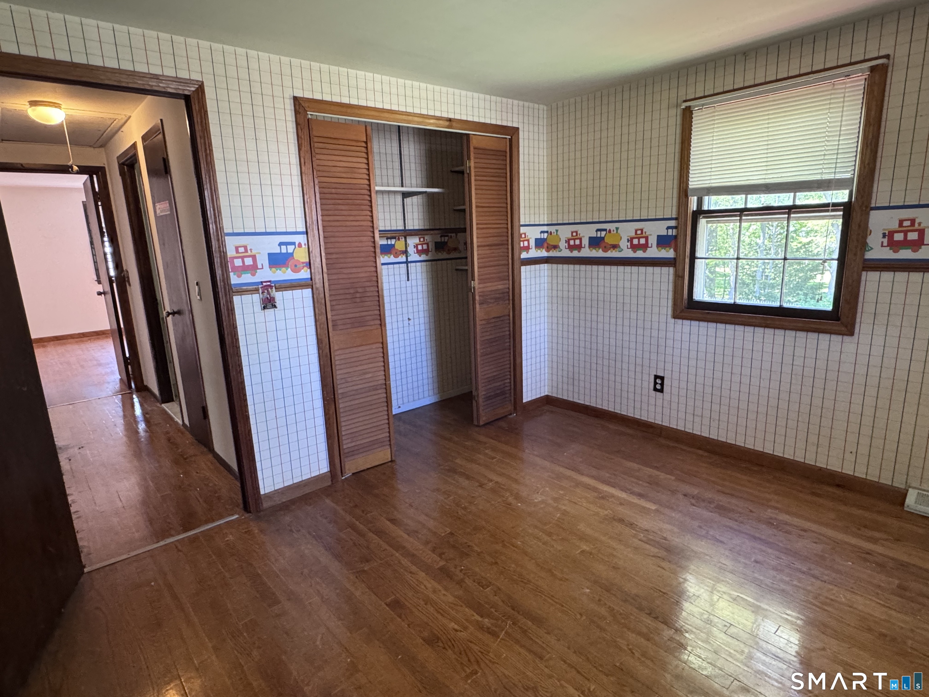 33 Thomas Street Windsor Locks CT 06096