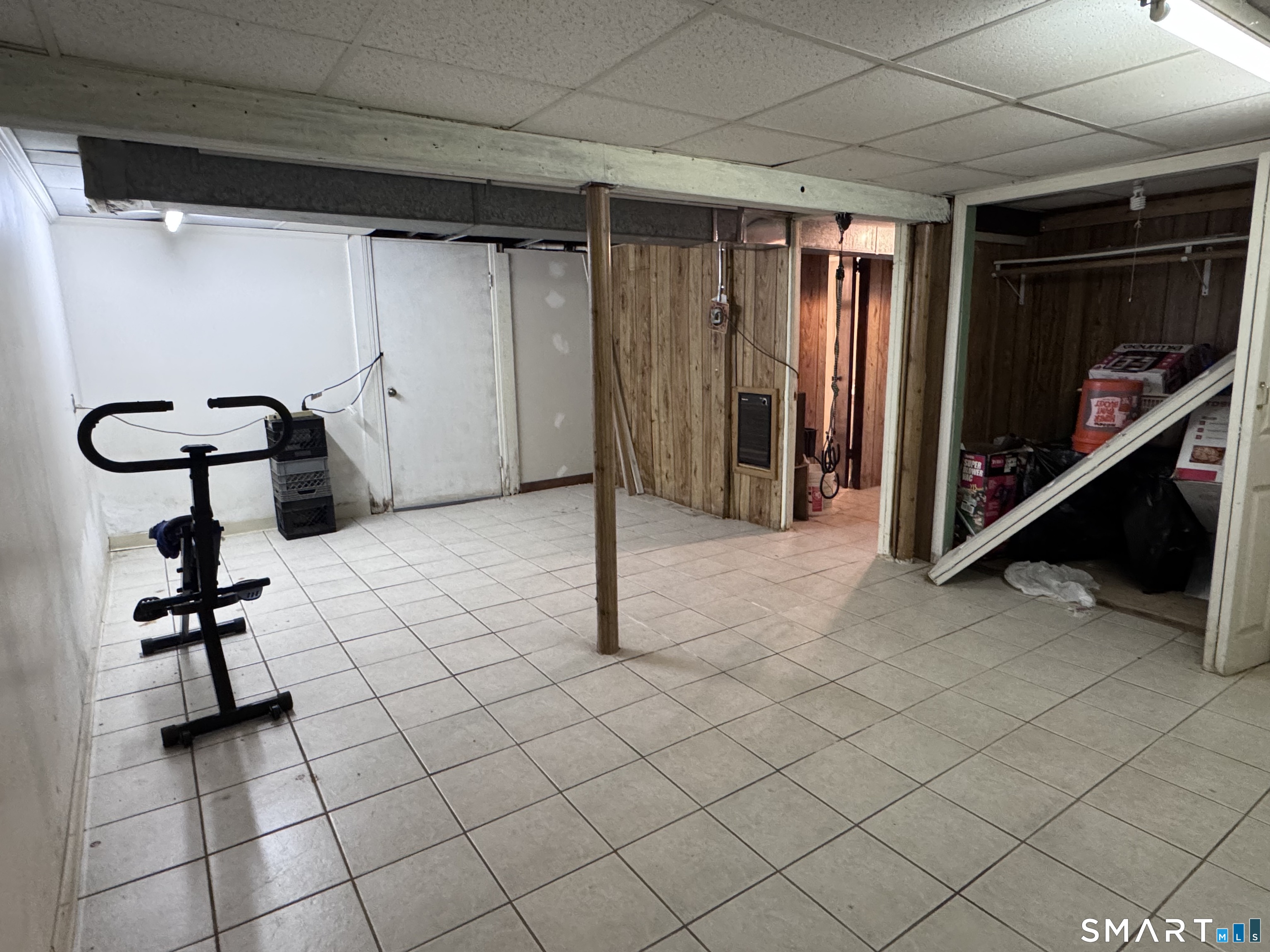33 Thomas Street Windsor Locks CT 06096