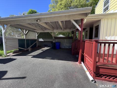 33 Thomas Street Windsor Locks CT 06096