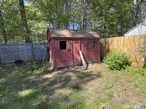 33 Thomas Street Windsor Locks CT 06096