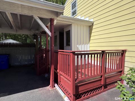33 Thomas Street Windsor Locks CT 06096