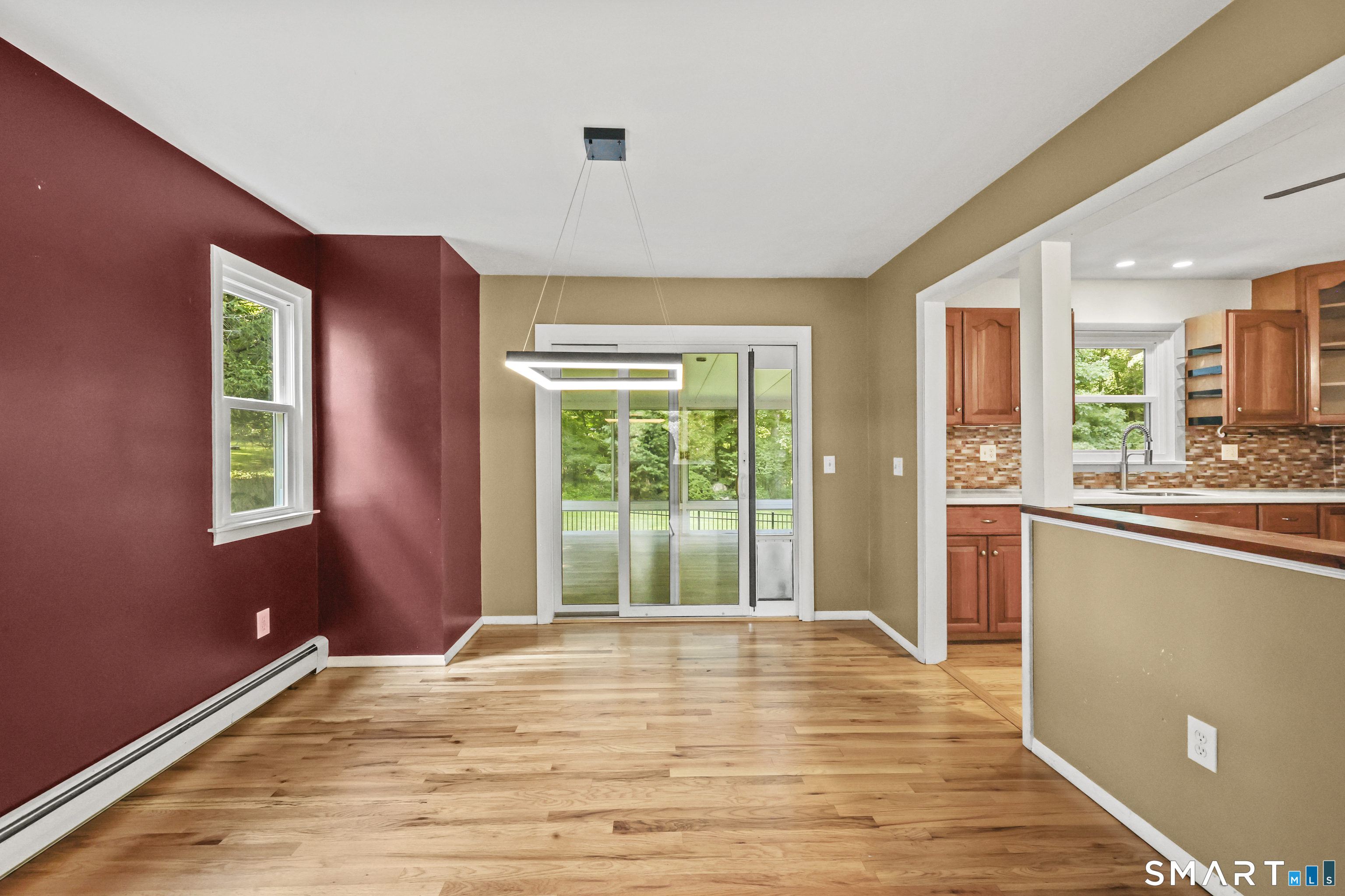 8 Fleetwood Drive New Fairfield CT 06812