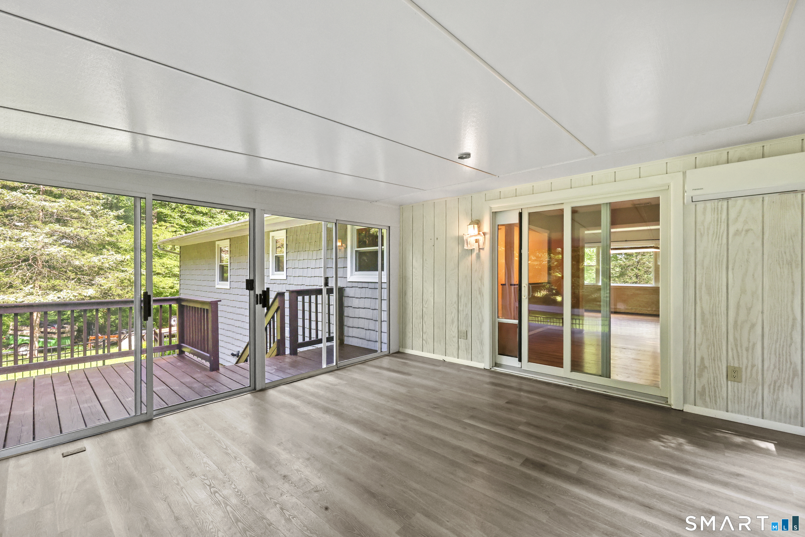 8 Fleetwood Drive New Fairfield CT 06812