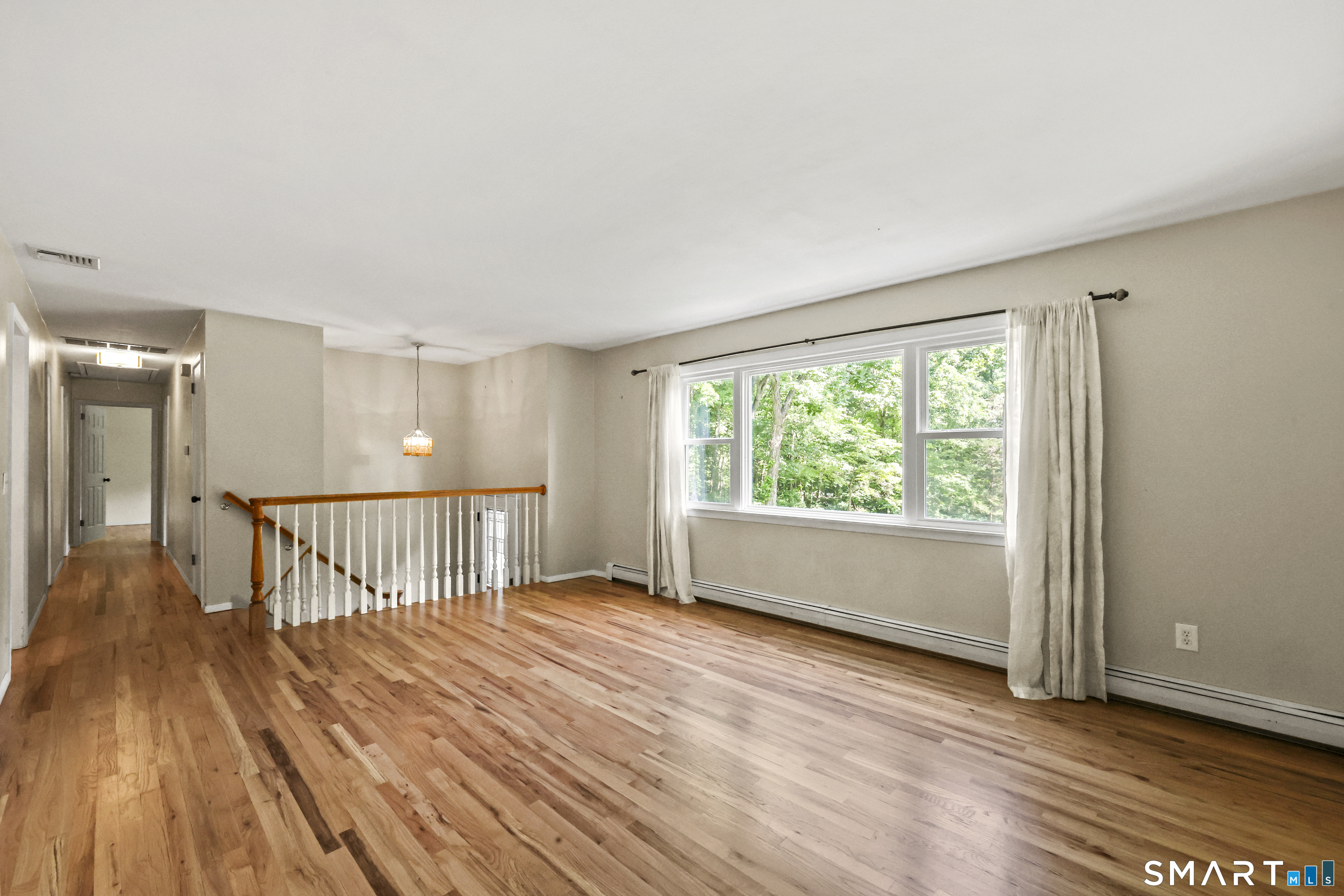 8 Fleetwood Drive New Fairfield CT 06812
