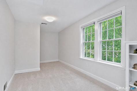 277 Franklin St Extension Danbury CT 06811