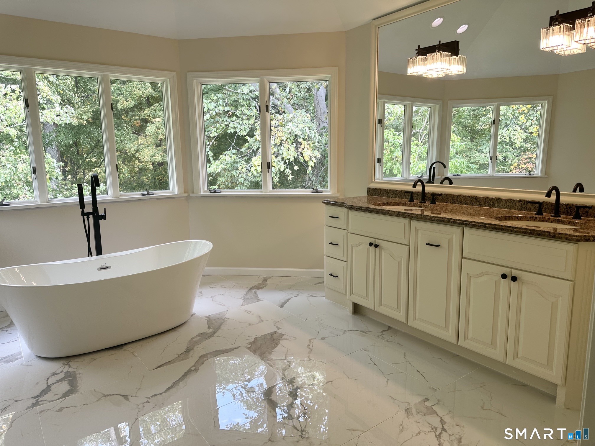 1 Mountaincrest Drive Cheshire CT 06410