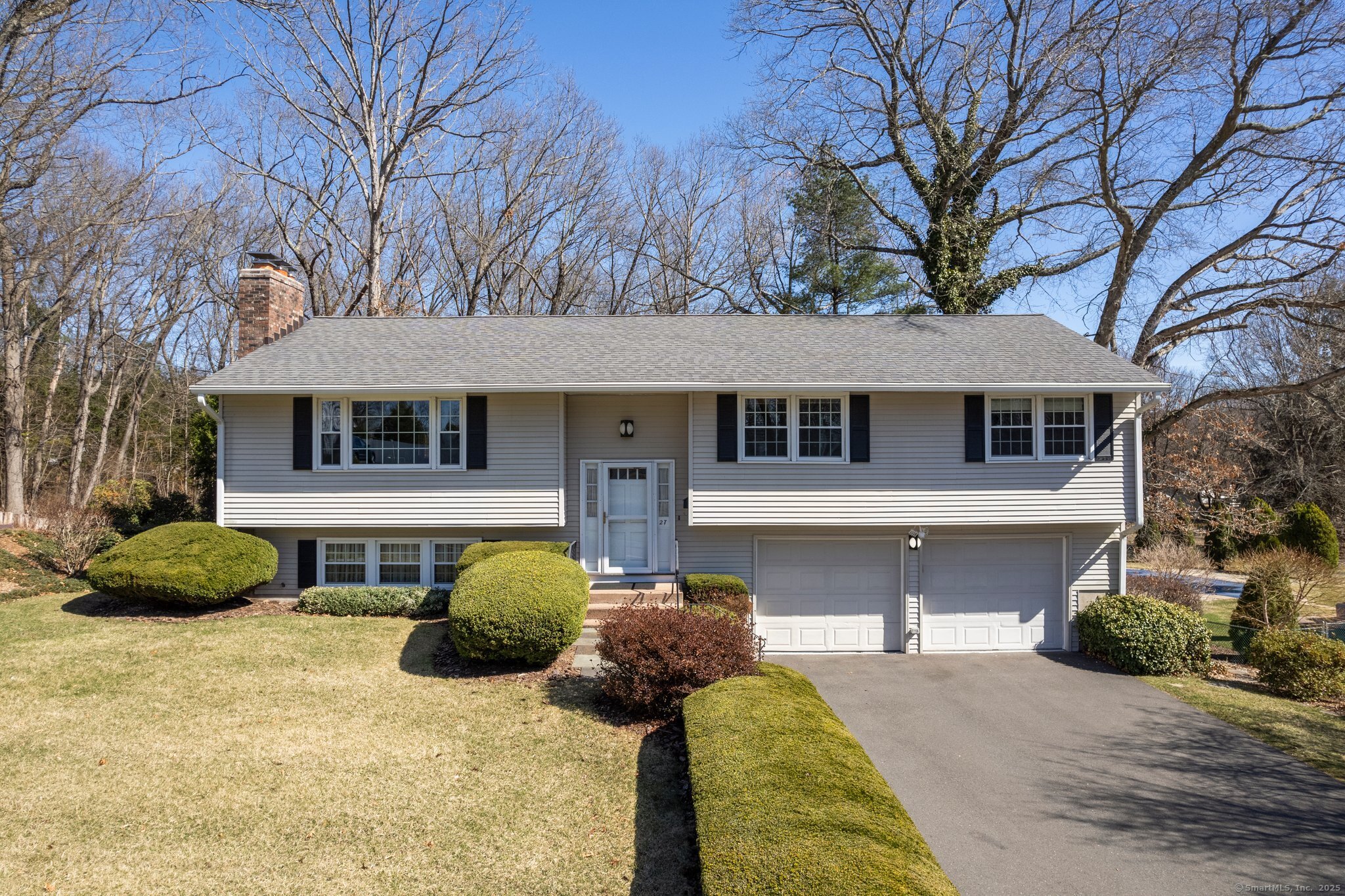 27 Kennedy Road Manchester CT 06042