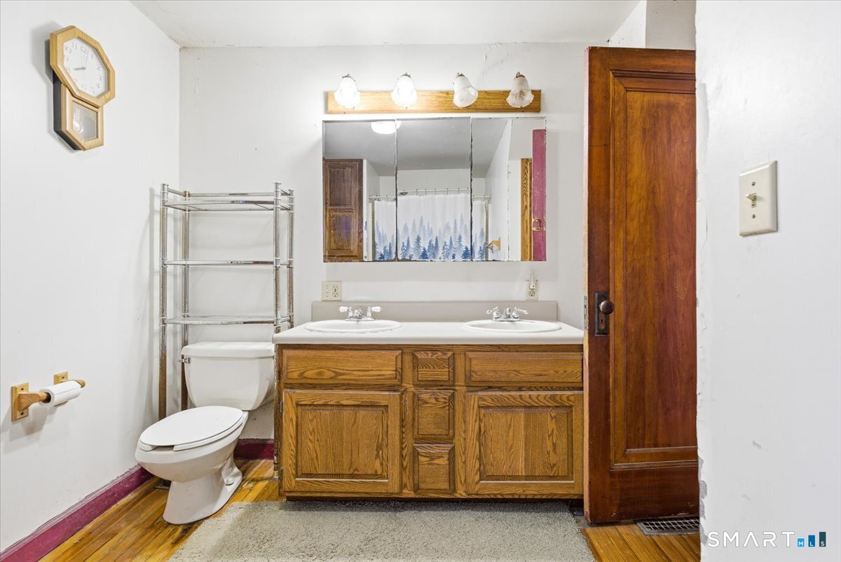 93 Cannon Street Hamden CT 06518