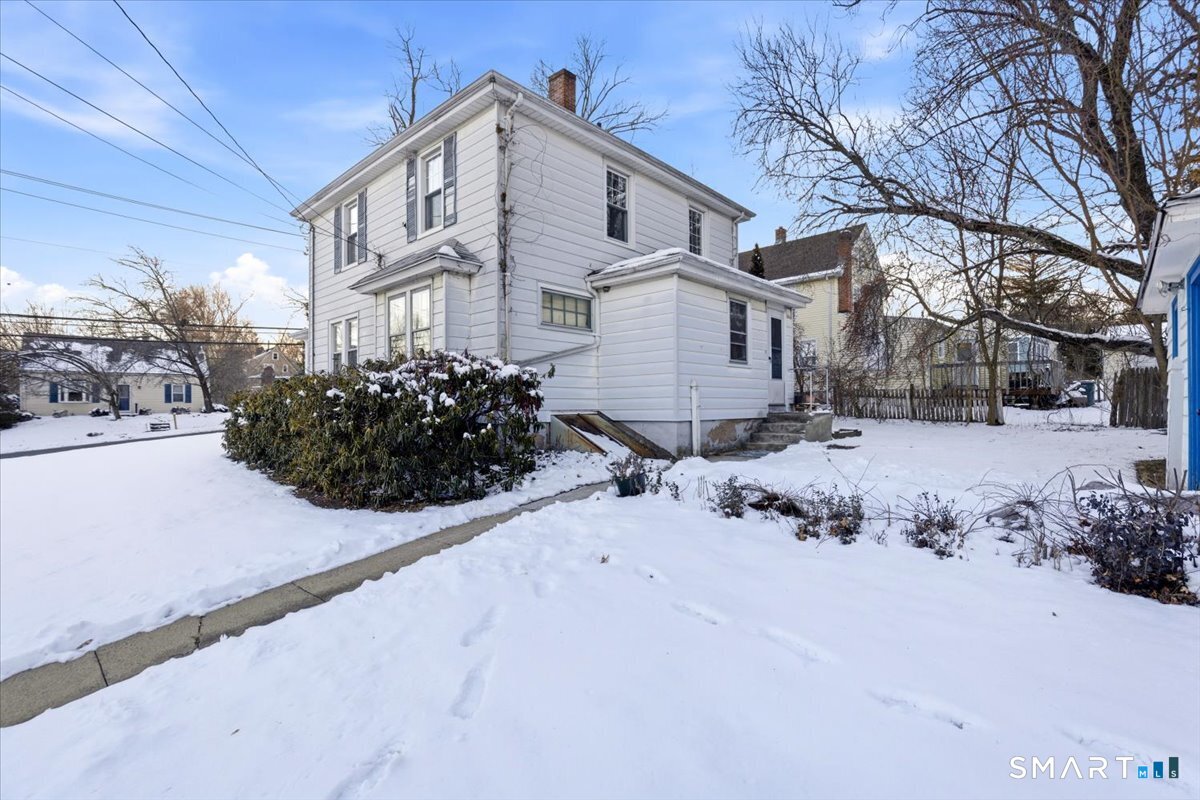 93 Cannon Street Hamden CT 06518