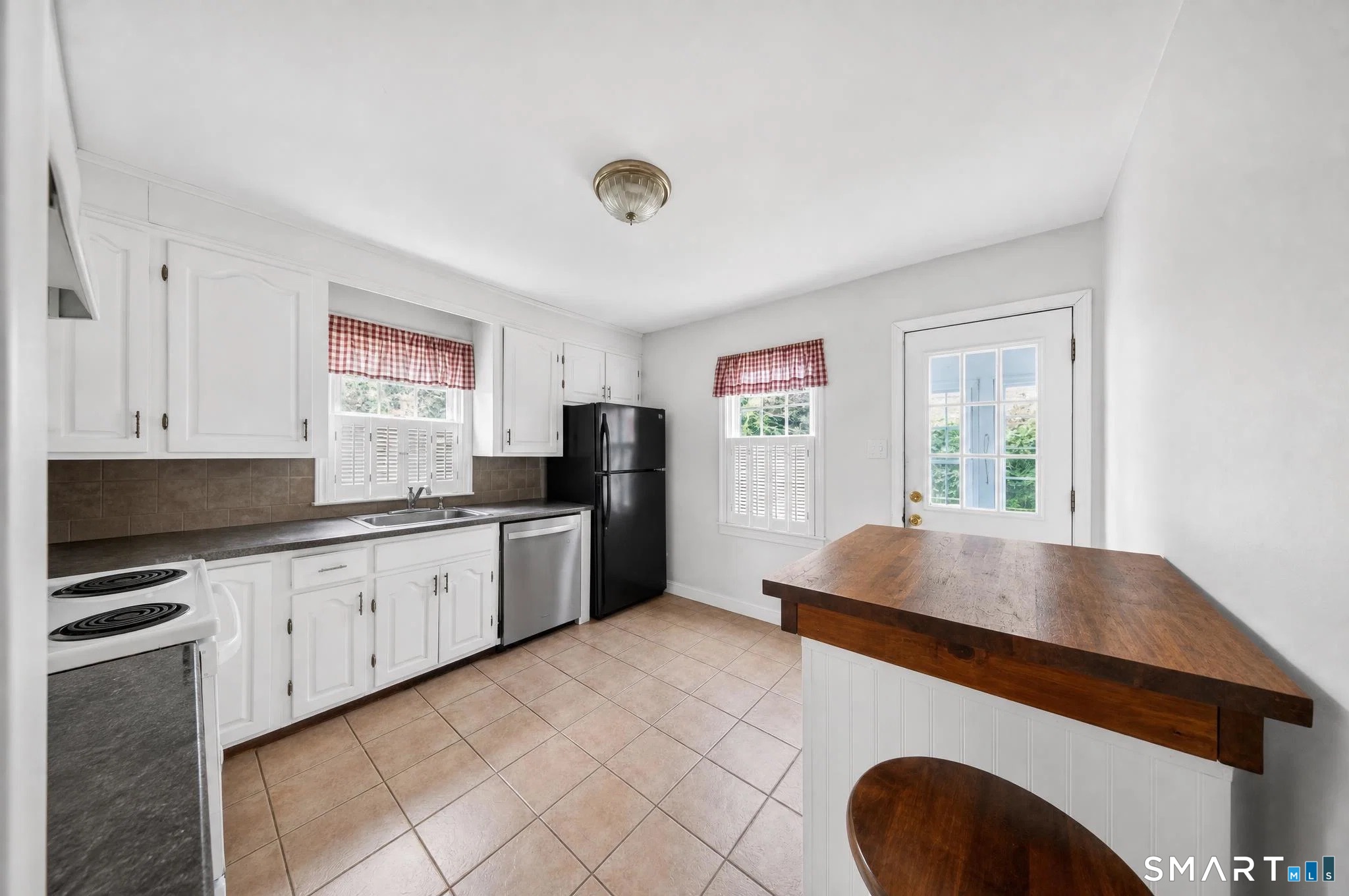 421 Wakelee Avenue Stratford CT 06614