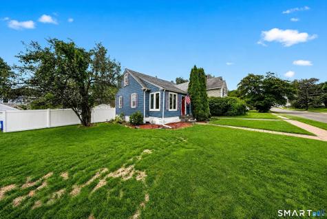 421 Wakelee Avenue Stratford CT 06614