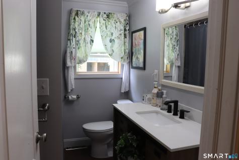 308 Abbe Road Enfield CT 06082