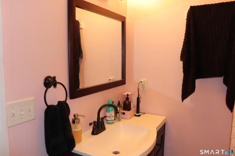 308 Abbe Road Enfield CT 06082