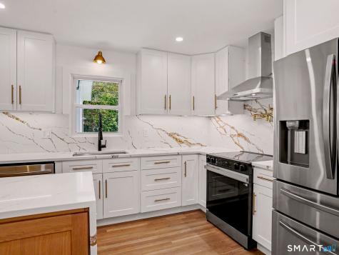 6 Eric Court Norwalk CT 06851
