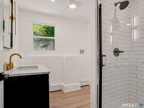 6 Eric Court Norwalk CT 06851