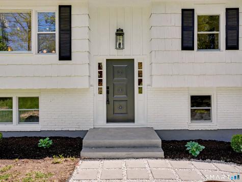 6 Eric Court Norwalk CT 06851