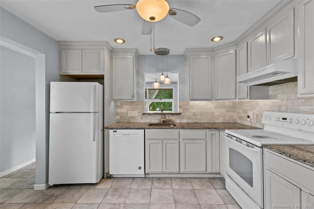41 Twin Brook Road Hamden CT 06514