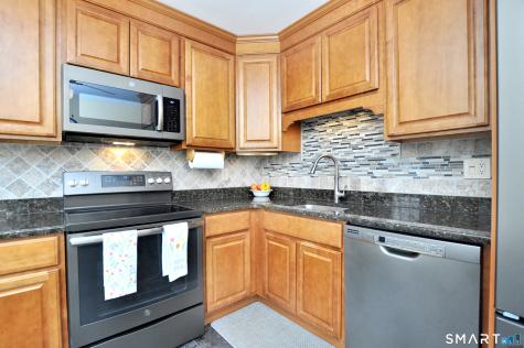 17 Jefferson Drive New Milford CT 06776