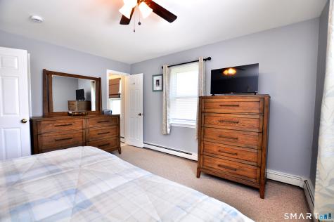 17 Jefferson Drive New Milford CT 06776