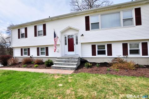 17 Jefferson Drive New Milford CT 06776