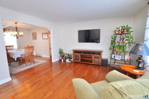 17 Jefferson Drive New Milford CT 06776