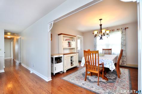 17 Jefferson Drive New Milford CT 06776