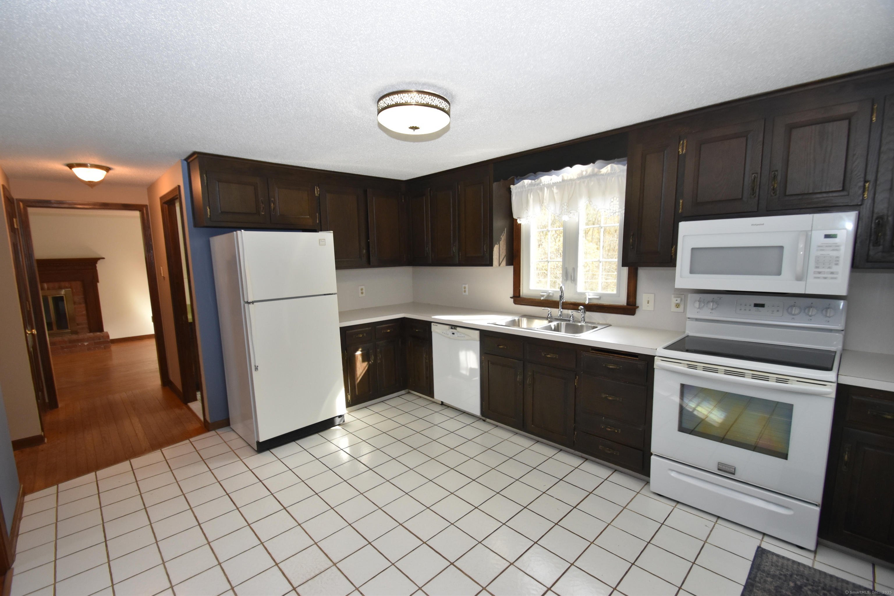 52 Chestnut Lane Berlin CT 06023