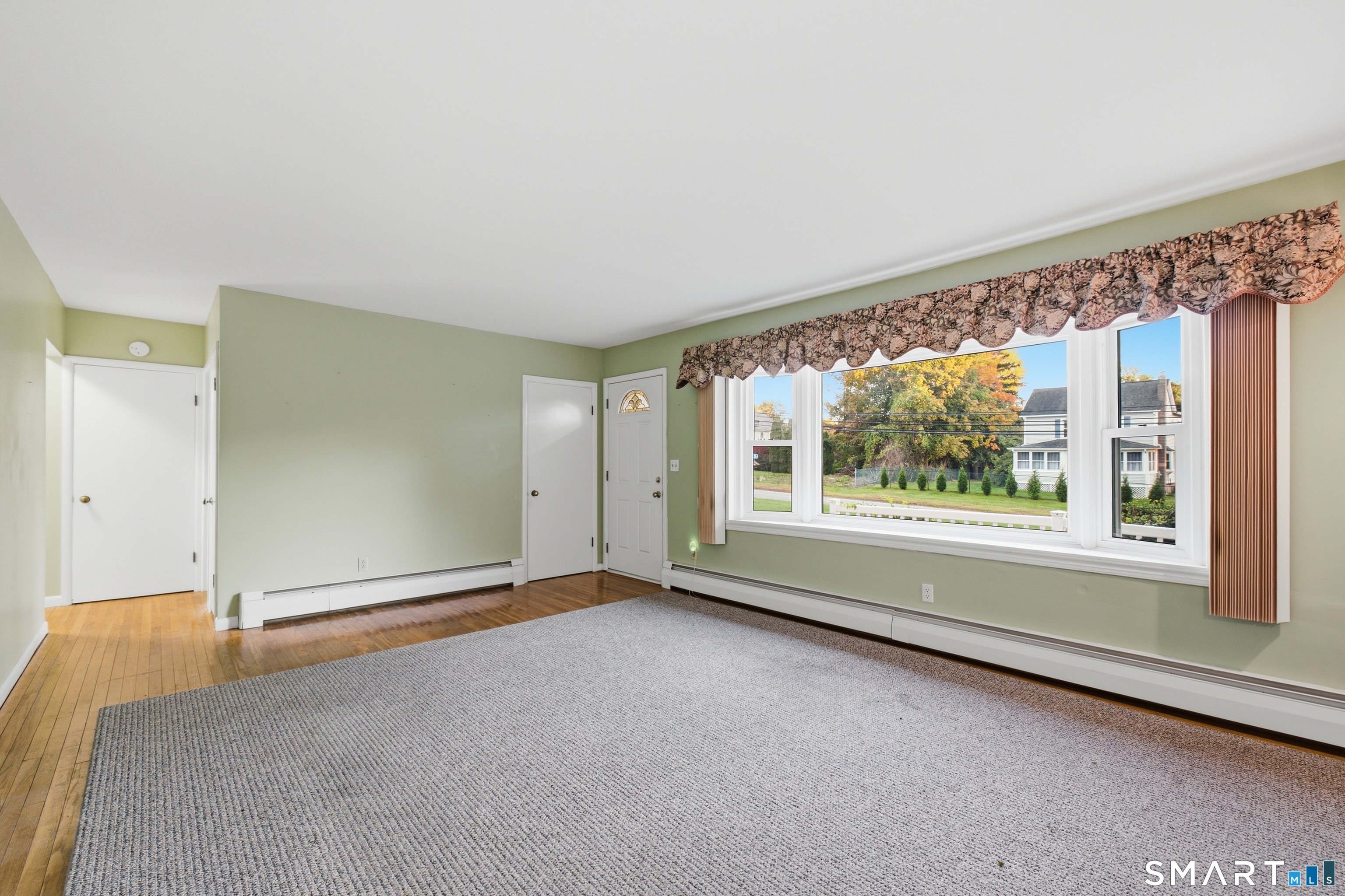 37 Colchester Avenue East Hampton CT 06424