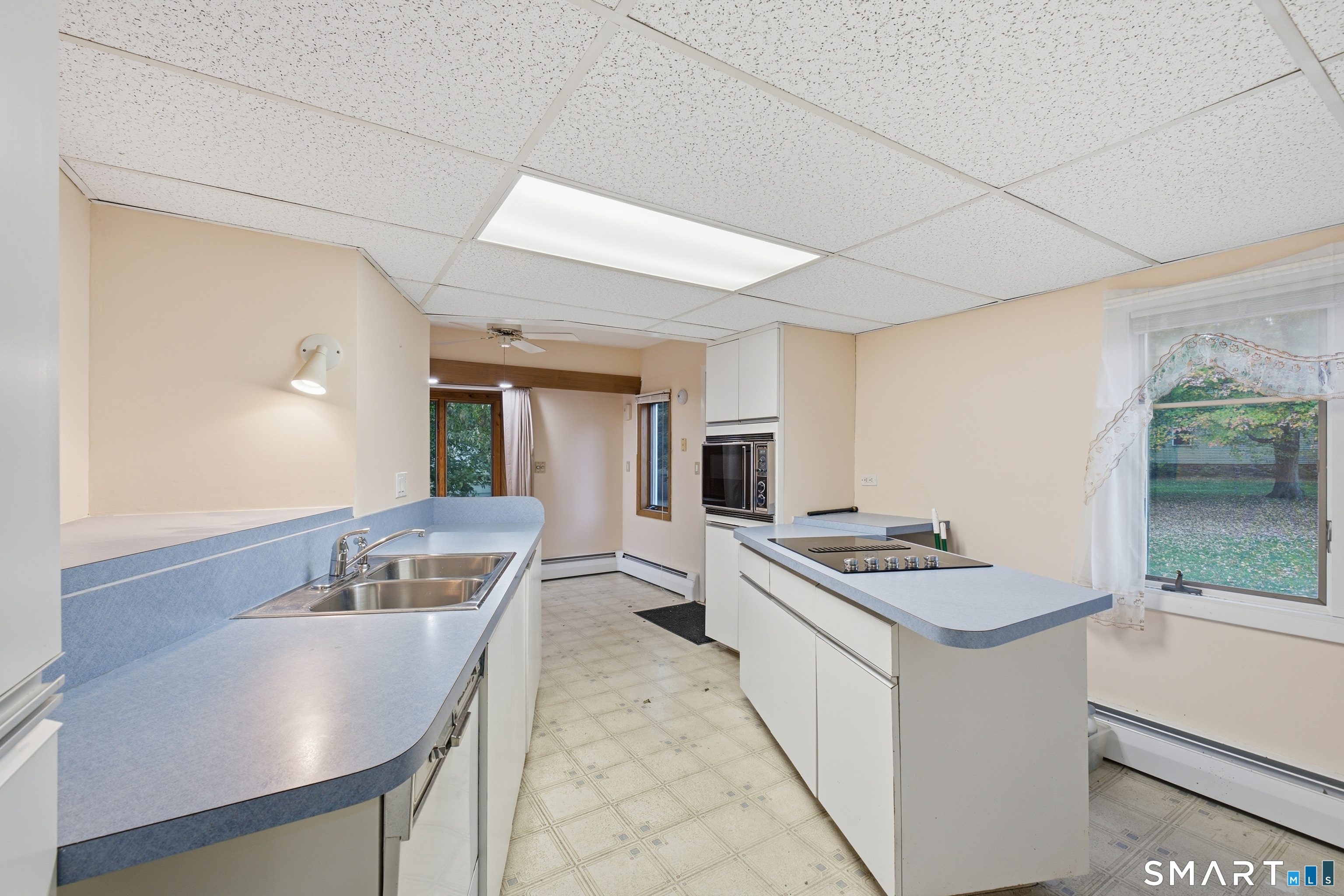 37 Colchester Avenue East Hampton CT 06424