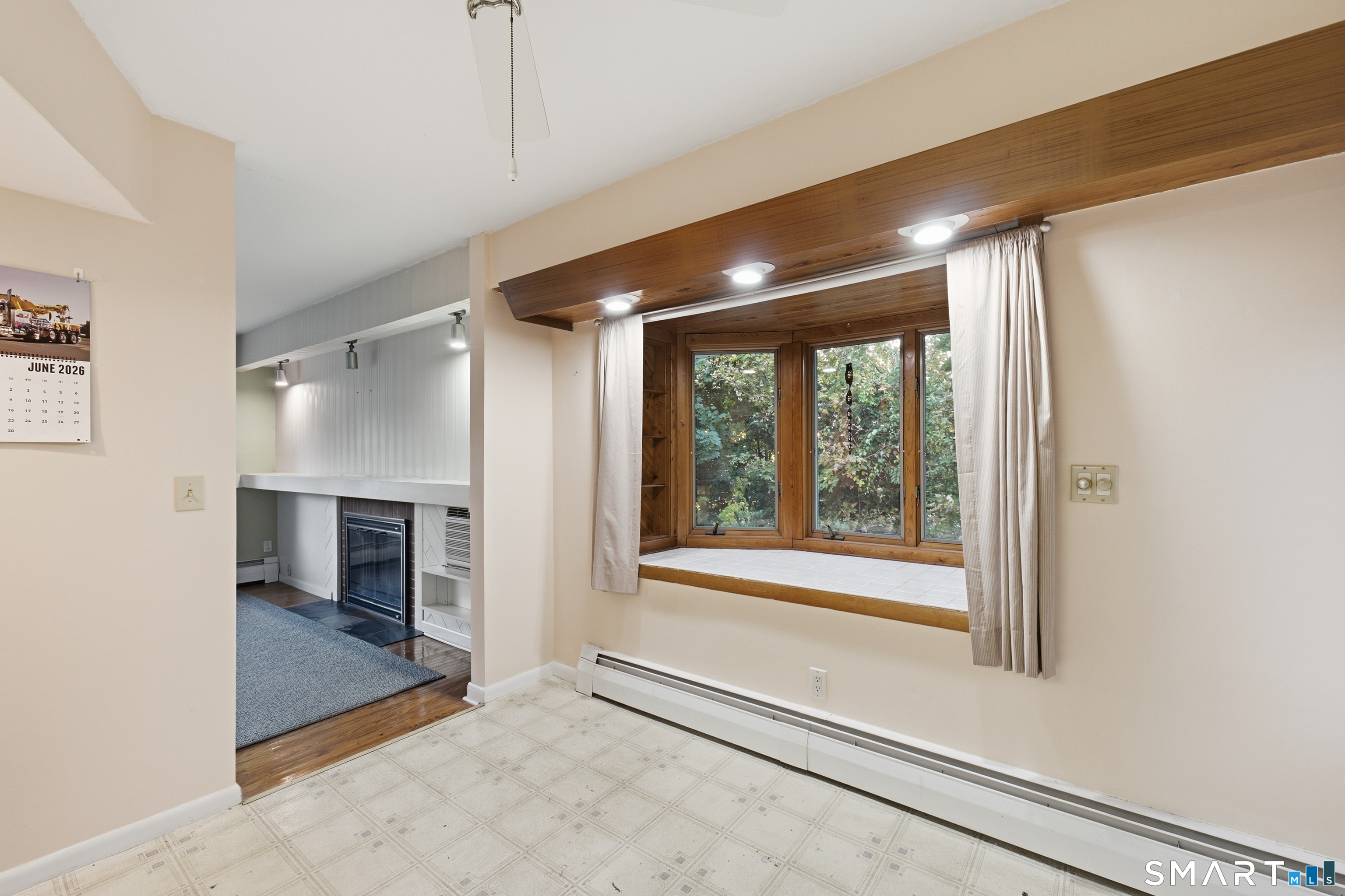 37 Colchester Avenue East Hampton CT 06424