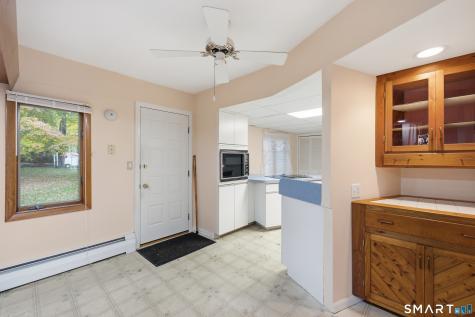 37 Colchester Avenue East Hampton CT 06424