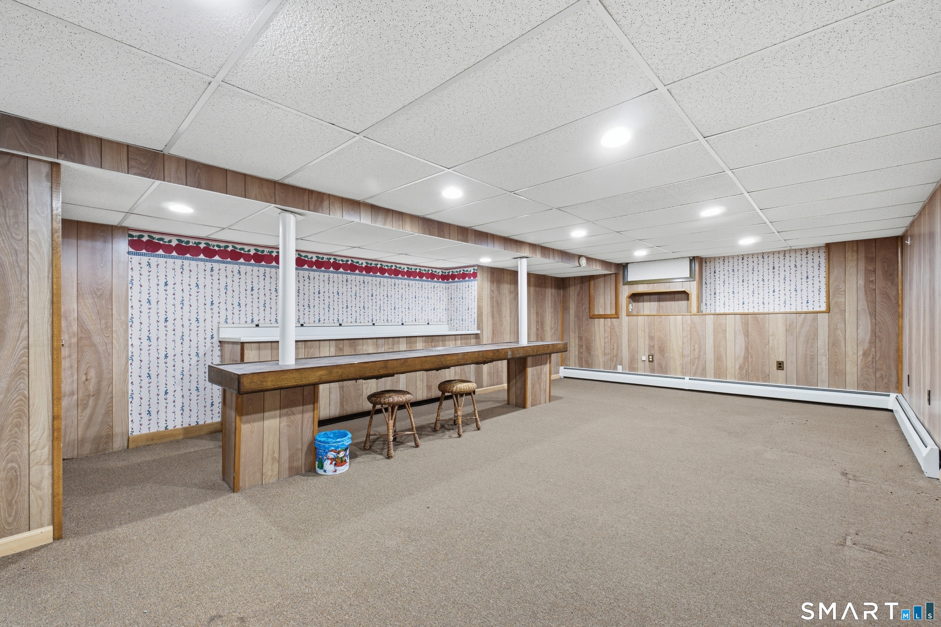 37 Colchester Avenue East Hampton CT 06424