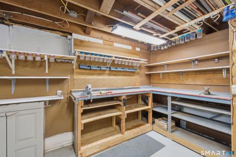 37 Colchester Avenue East Hampton CT 06424