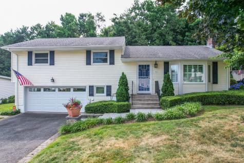 71 Jillson Circle Waterbury CT 06708