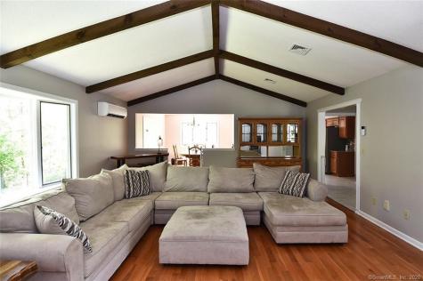 41 Midwood Court Hamden CT 06518