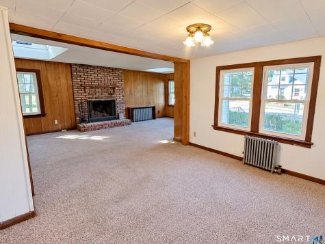 50 Kenyon Road Waterford CT 06385