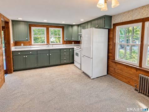 50 Kenyon Road Waterford CT 06385