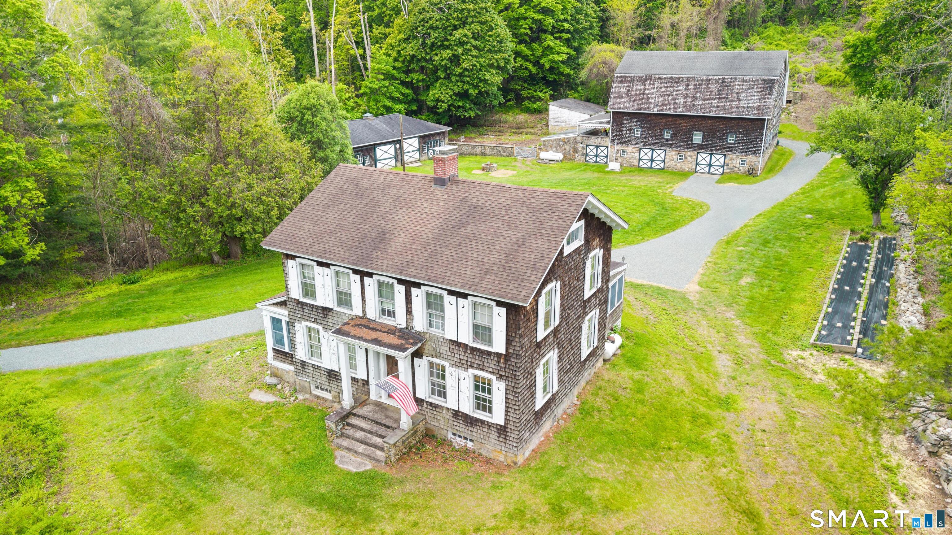 Ridgefield CT, 677 North Salem Road