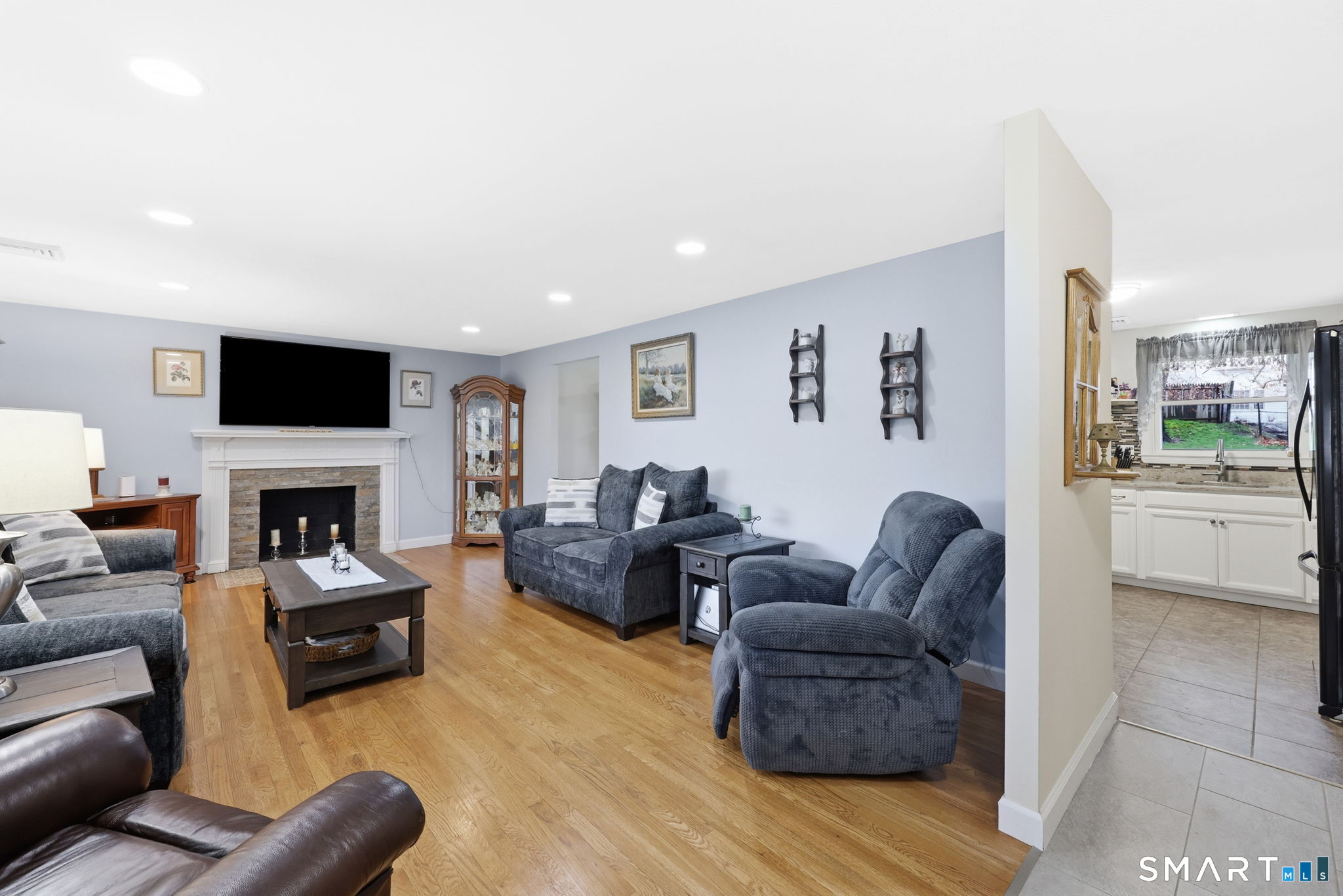 41 Clover Lane East Hartford CT 06118