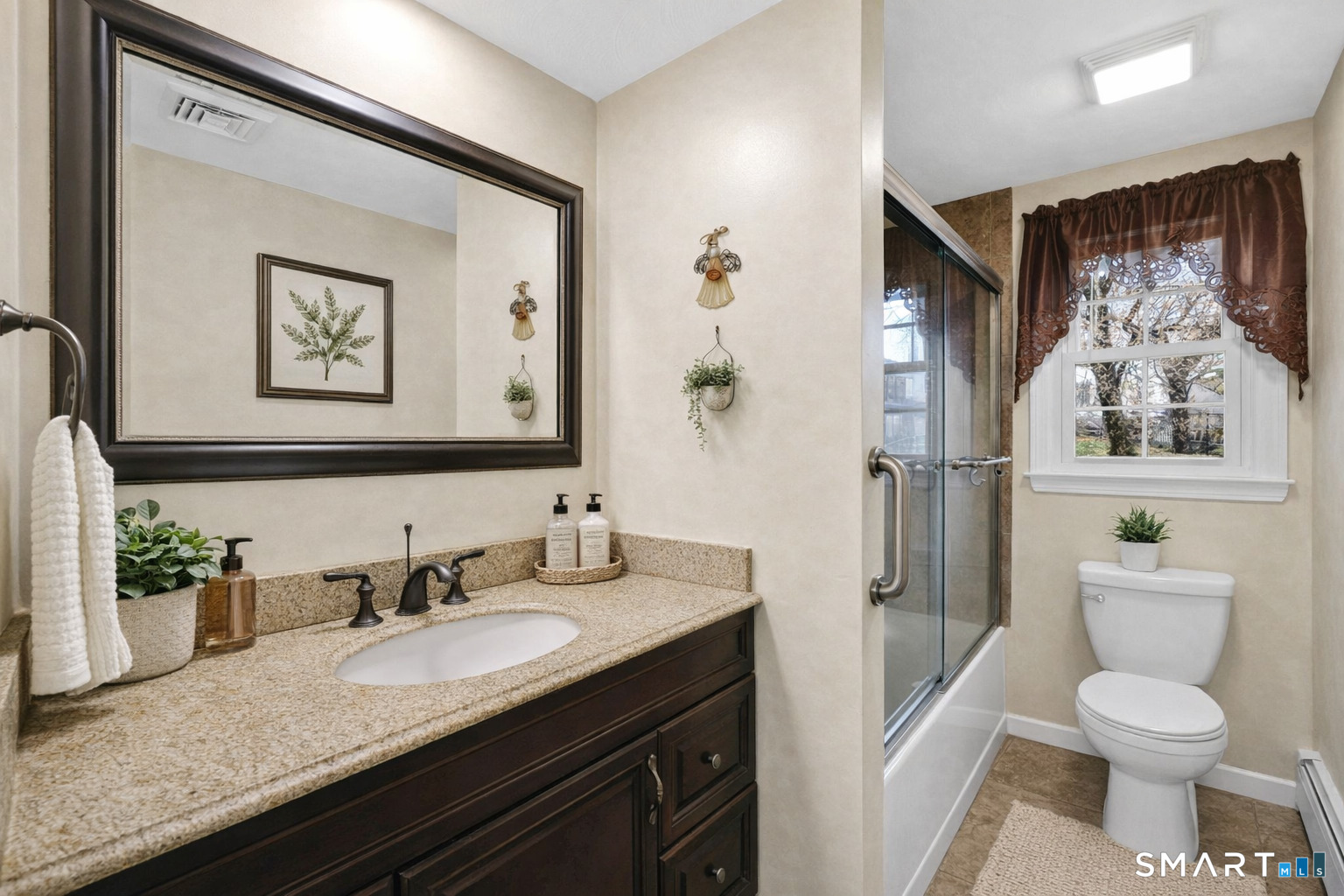 41 Clover Lane East Hartford CT 06118