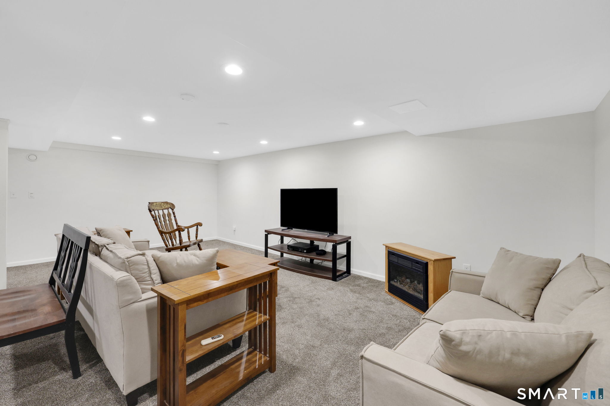 41 Clover Lane East Hartford CT 06118