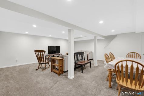 41 Clover Lane East Hartford CT 06118