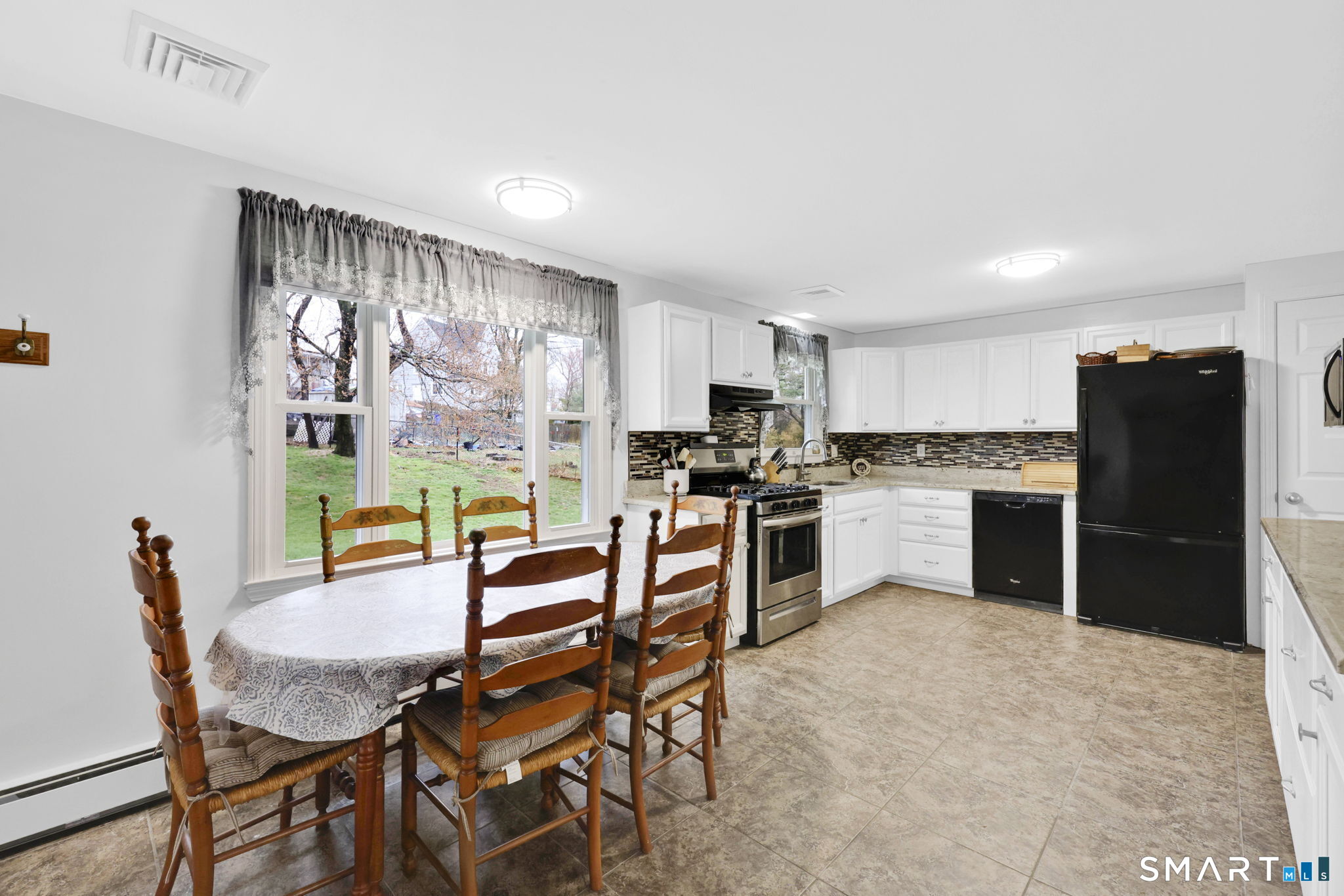 41 Clover Lane East Hartford CT 06118
