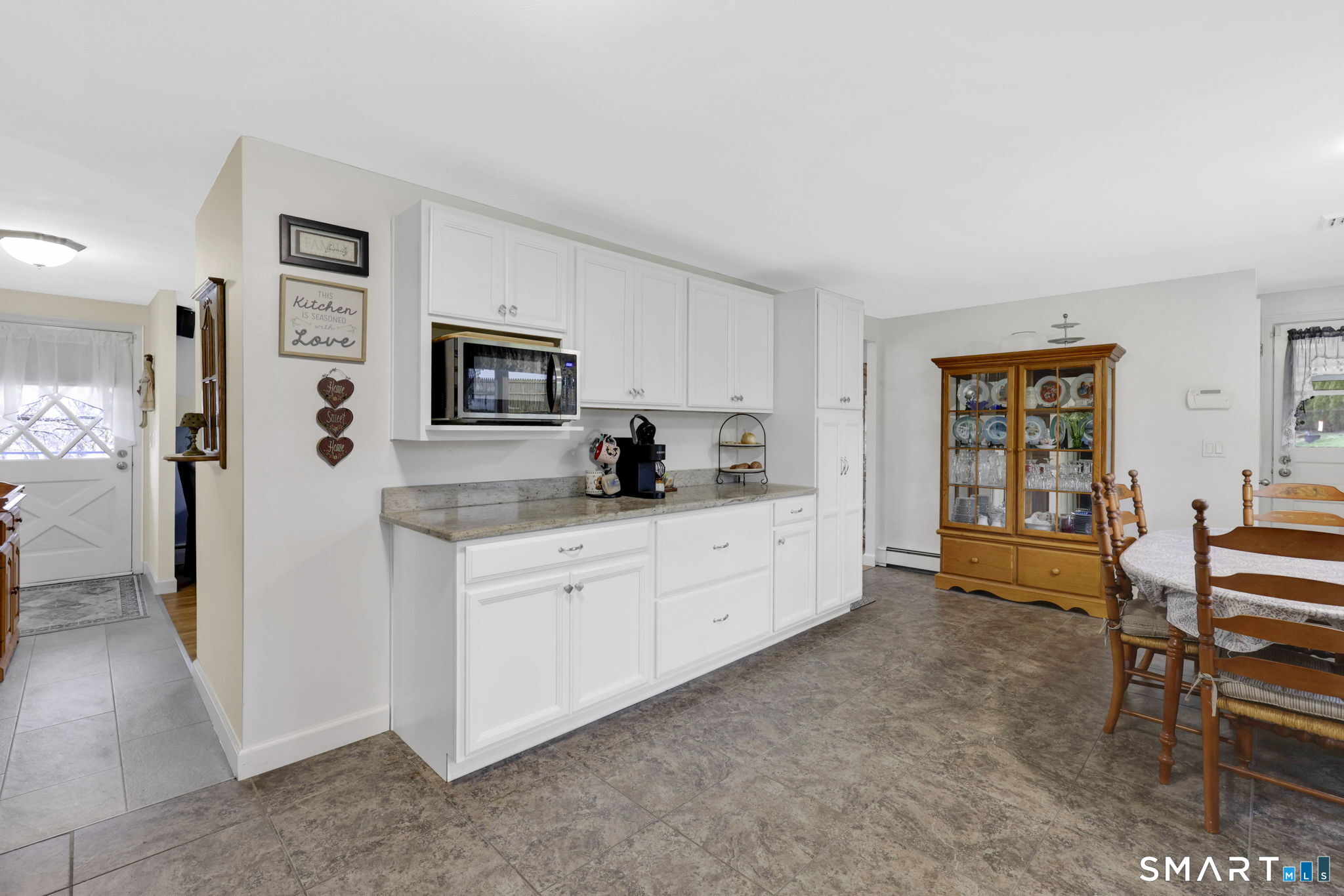41 Clover Lane East Hartford CT 06118