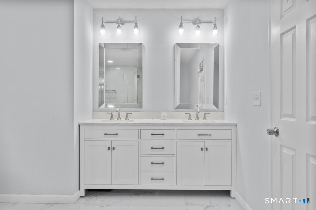 307 Pepper Street Monroe CT 06468