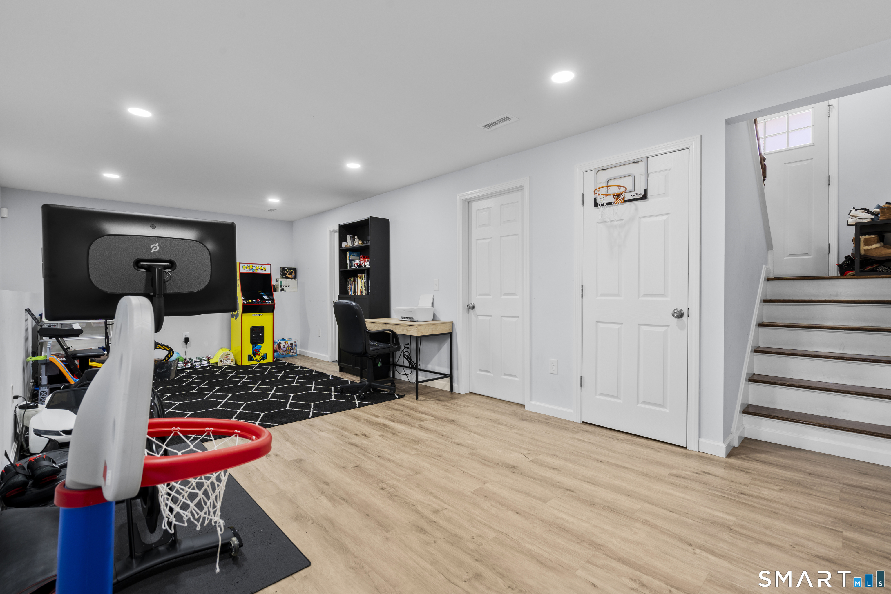307 Pepper Street Monroe CT 06468