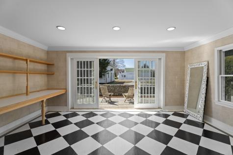 60 Lyme Street Old Lyme CT 06371