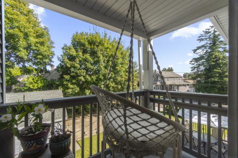 165 Plant Street New London CT 06320