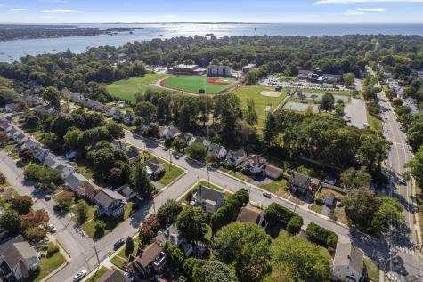 165 Plant Street New London CT 06320