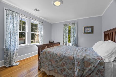 165 Plant Street New London CT 06320